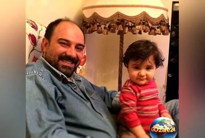 نگاهی به منزل مجلل و دوبلکس برزو ارجمند؛ طراحی لوکس با آباژور و مبلمان اسلیمی، آینه کاری برجسته و گل و گیاه