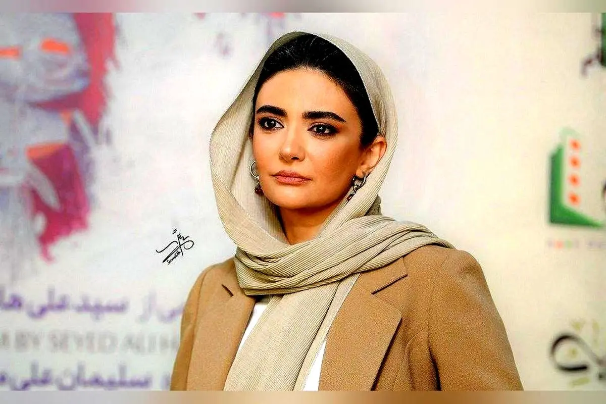 لیندا کیانی در معماری ناب کاشان، زیبایی بی‌نظیرش را در پس‌زمینه‌ای تاریخی و باشکوه نشان داد