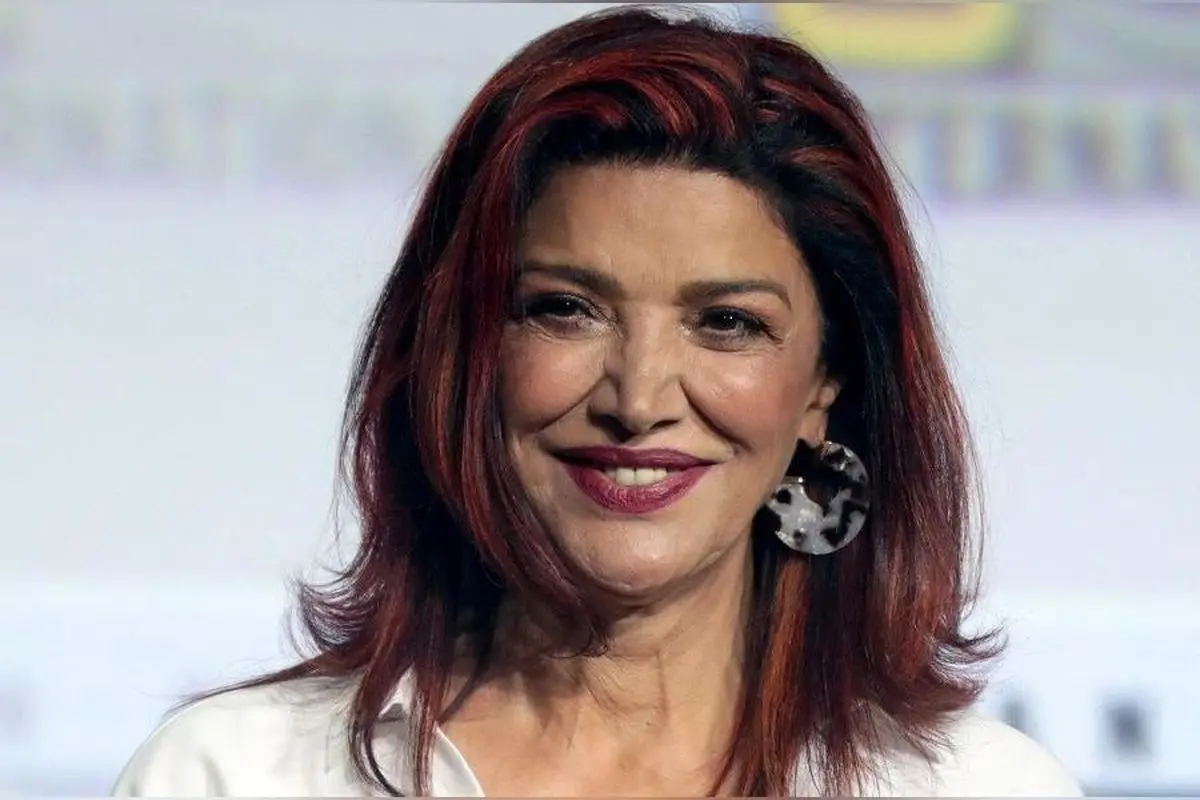 کشف دکوراسیون ایرانی و هنری خانم شهره آغداشلو در خانه سفید و دلباز در آمریکا