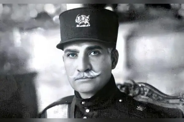 تصویر بی‌نظیر از دکوراسیون لوکس و آینه‌کاری بی‌نظیر اتاق خواب رضا شاه در کاخ سبز