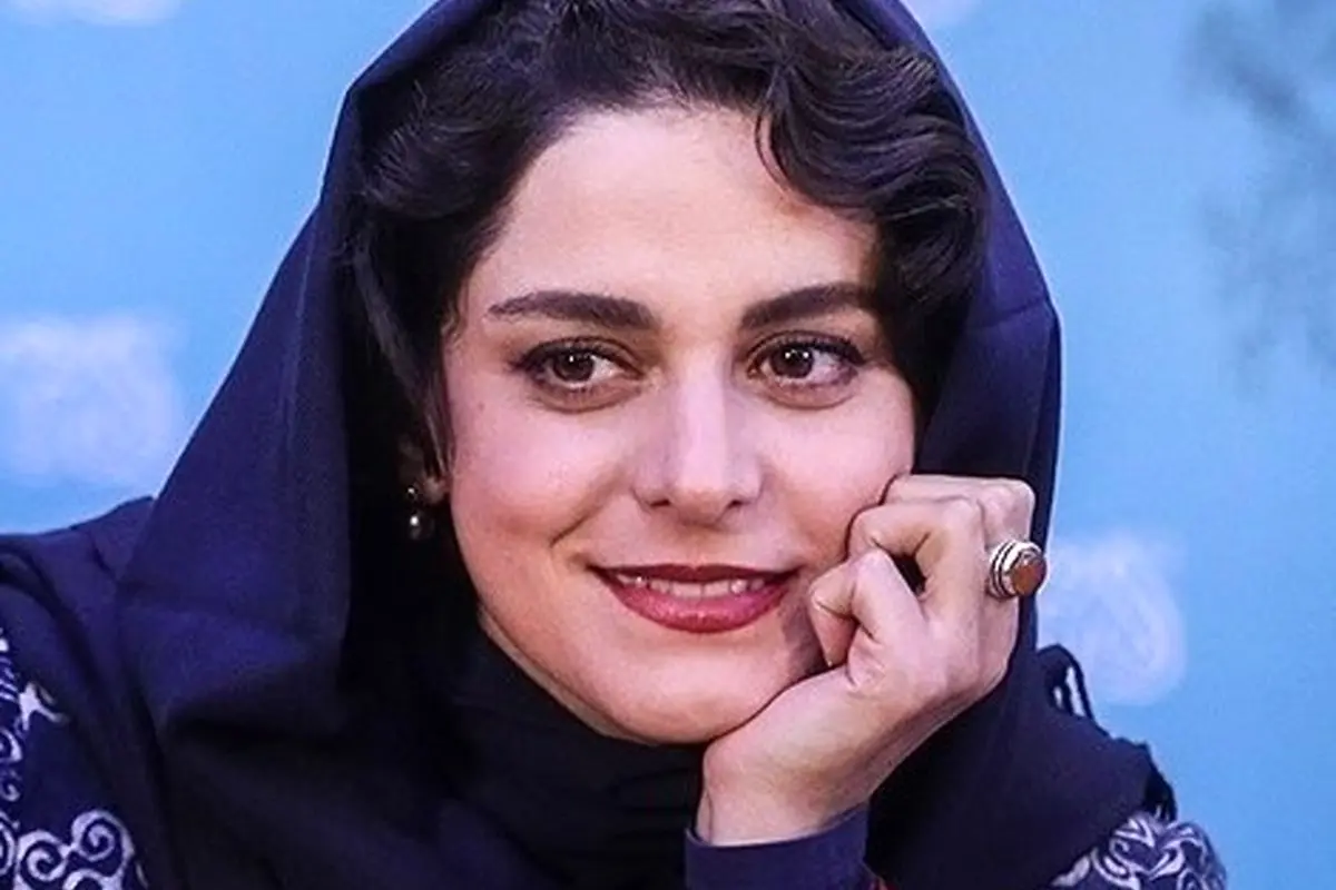 گل کردن حس شاعری غزل شاکری در آرامگاه و انتشار عکس جدید در اینستاگرام