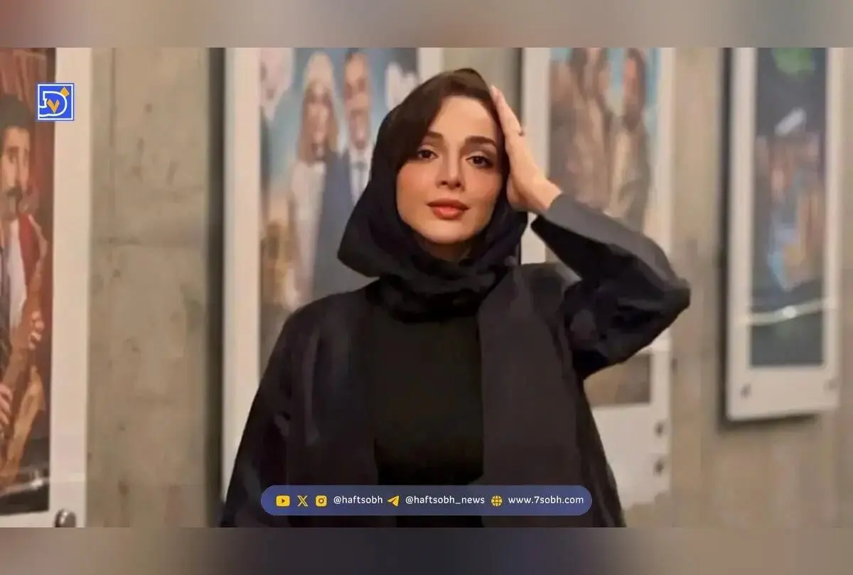 عکس روز: سلفی لاکچری المیرا دهقانی با آیفون ۱۷ در پشت صحنه نمایش و نقش‌آفرینی در سریال بامداد خمار