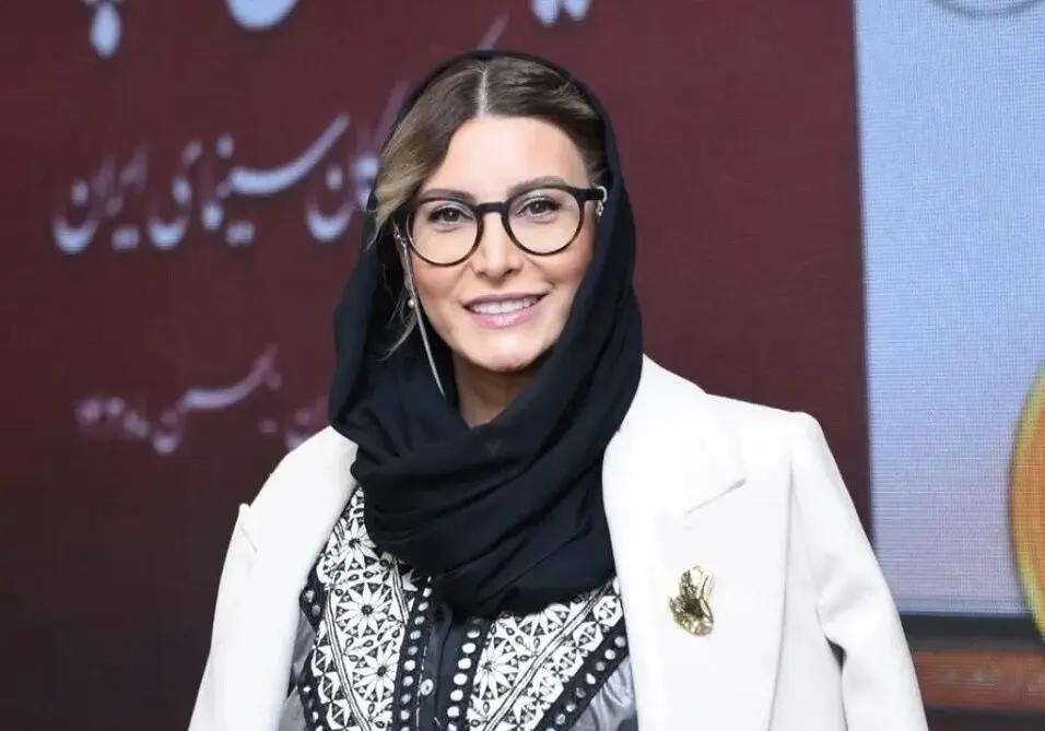 فریبا نادری در کنار دوست صمیمی‌اش: تصویری دلنشین و پیام محبت‌آمیز در اینستاگرام