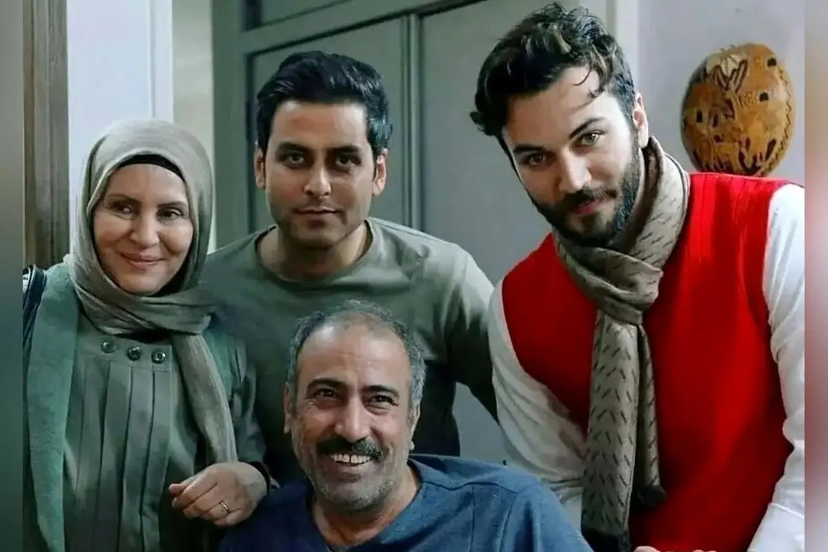 سفر زمان: دیدار نادر مهرداد میناوند، محمد علی و کامبیز دیرباز در سال ۱۳۹۸ در پشت صحنه سریال آنام