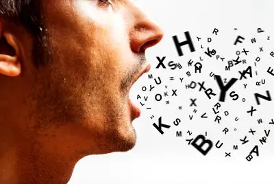 چگونه از قدرت کلام برای موفقیت استفاده کنیم؟ آموزه‌های کاربردی فلورانس اسکاول شین