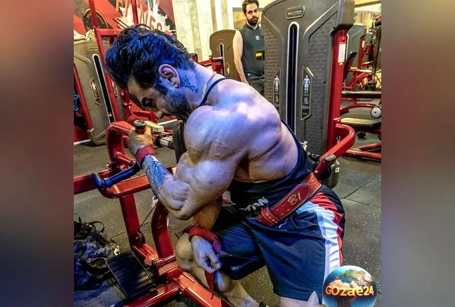 وحید بادپی قهرمان مستر المپیا و بادیگارد ورزشکار، پسرش رهام را تا مدرسه اسکورت کرد + ویدیوی دیدنی