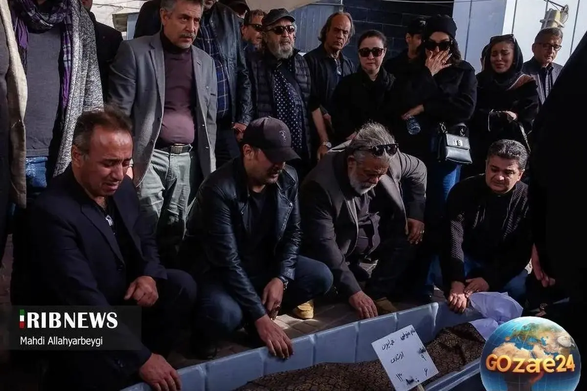 حضور هنرمندان در مراسم وداع با همایون ارشادی؛ گریه‌های جگرسوز مصطفی زمانی، حسن پورشیرازی و تصاویر حاشیه‌ای لیلا بلوکات