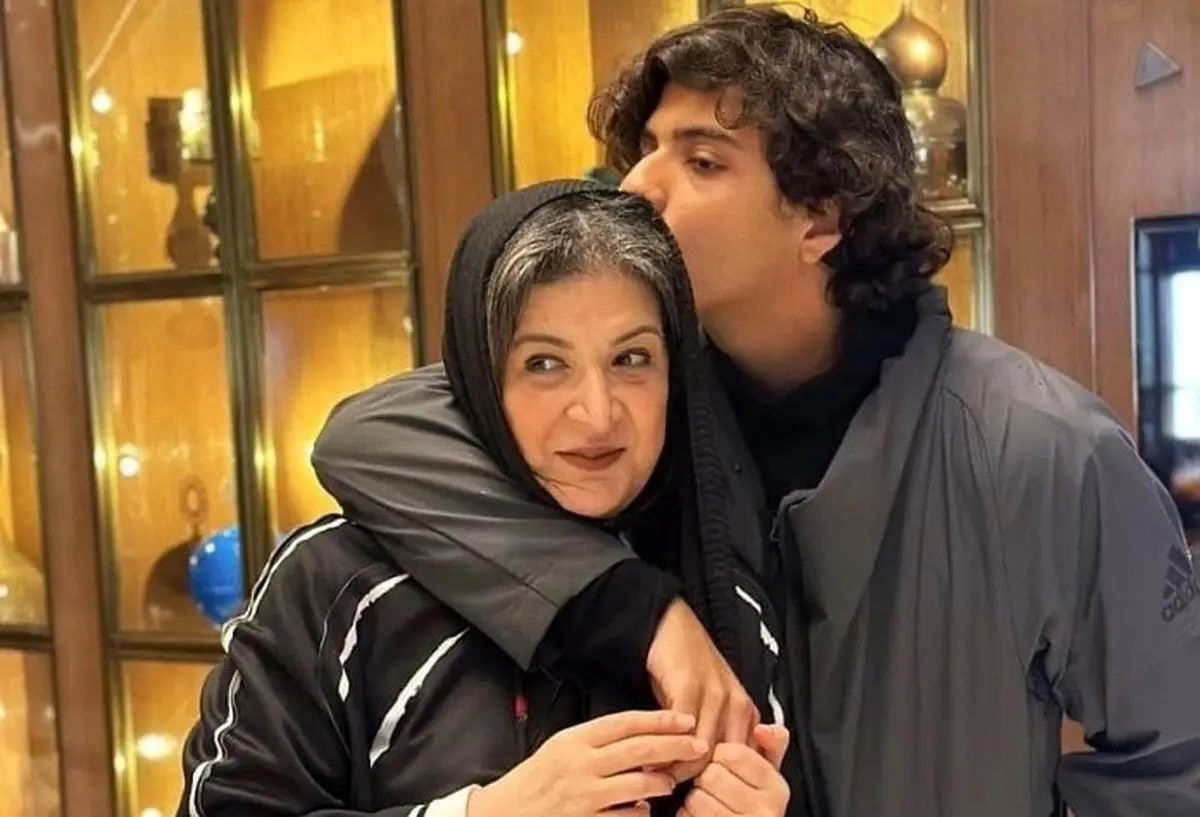 کاریکاتور خنده‌دار و دیدنی ریما رامین‌فر در نقش همای پایتخت؛ نگاهی متفاوت و جذاب به چهره بازیگر محبوب