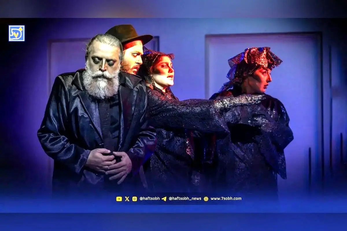 گفت‌وگو با امین سعدی درباره نمایش «ساحلی‌ها»: تجربه‌ای تصویری، شاعرانه و نوآورانه در تئاتر معاصر