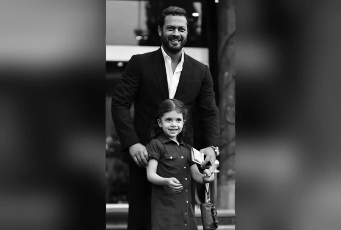 نفس بازغی؛ ستاره محبوب سینما و تلویزیون با کپشن خاص و جذاب در کنار پژمان بازغی  
در این مقاله با زندگی، فعالیت‌ها و لحظات خاص نفس بازغی، یکی از چهره‌های محبوب و پرطرفدار ایرانی آشنا شوید. کشف رازهای موفقیت و جدیدترین اخبار درباره این سلبریتی در کنار پژمان