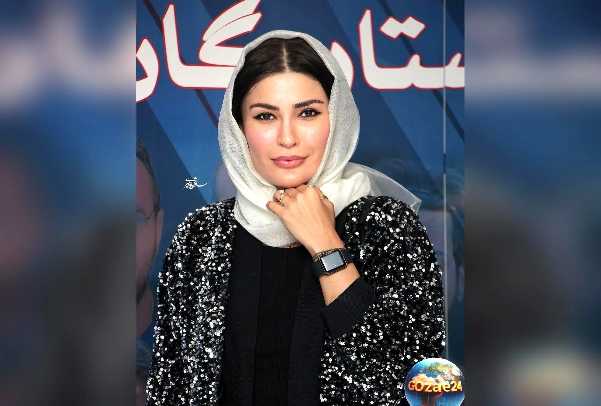 شیوا طاهری با استایل مینیمال و شال خالدار در جدیدترین پست اینستاگرام خود را نشان داد