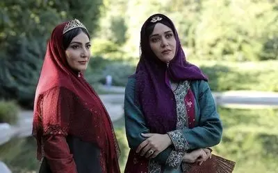 پریناز ایزدیار در نقش جیران با استایل قجری، دل‌ها را ربود + تصاویر جذاب