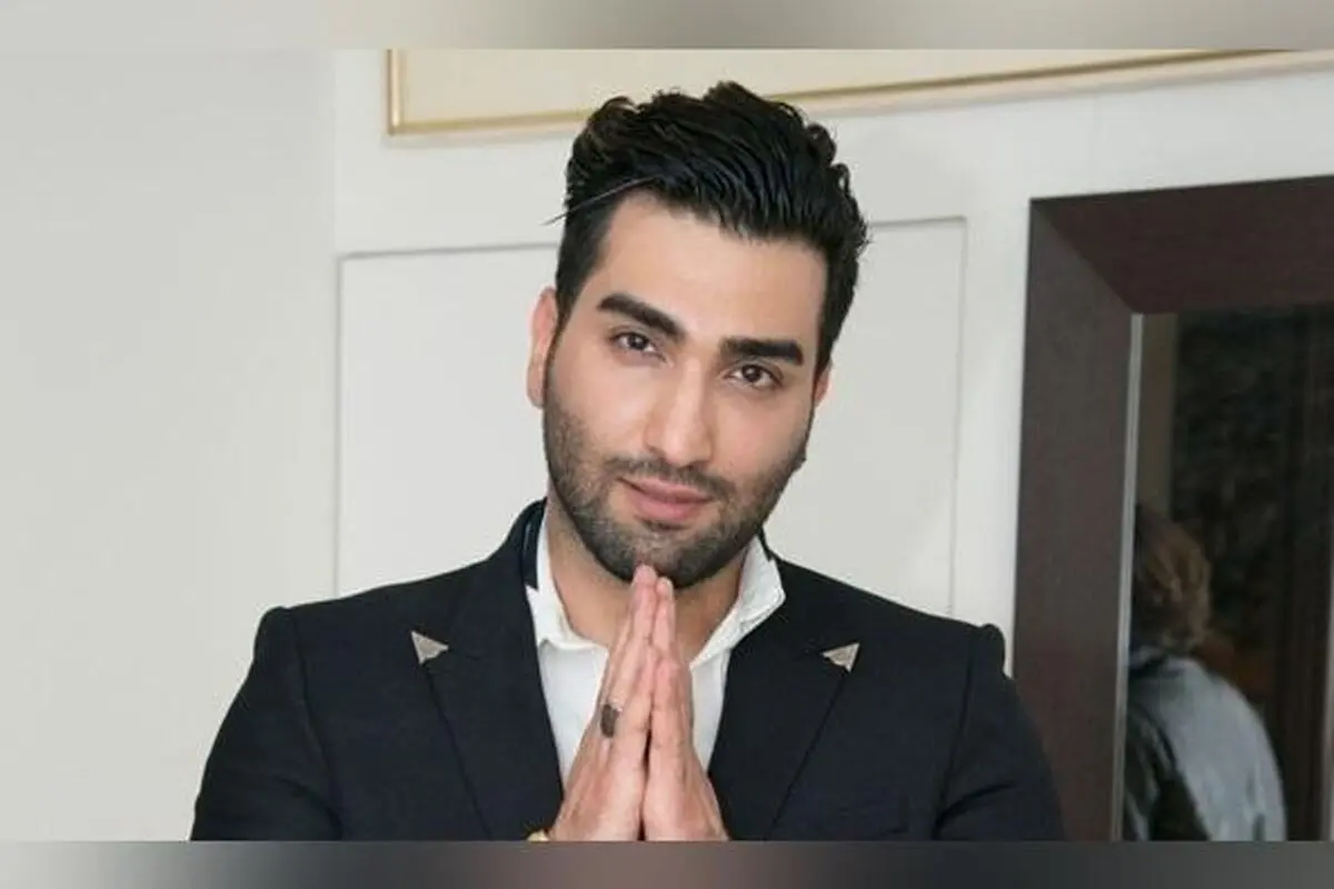 تصاویر جنجالی حسین تهی روی پل چوبی و شیشه‌ای در تایلند؛ سفر به سرزمین معابد و نماد فیل