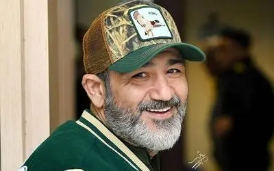 رونمایی مهران غفوریان از چهره پدرش + شباهت بی‌نظیر پدر و پسر و عکس قدیمی
