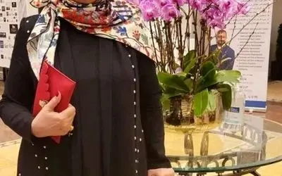 تصویر جدید مریم امیرجلالی بر سر مزار برادر فقید و یادگاری‌های خاص از سریال خانه به دوش و خانه ابدی