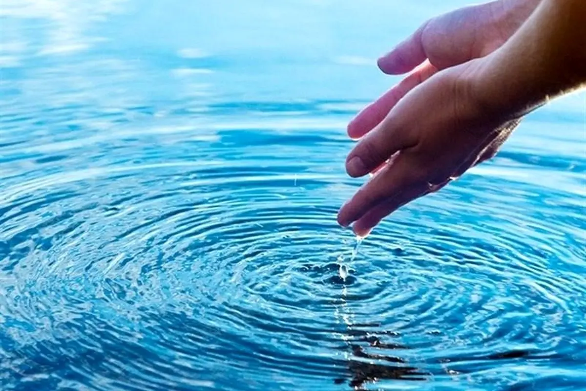تعبیر خواب آب: از نگاه سنتی تا روان‌شناسی مدرن در ۷ روایت