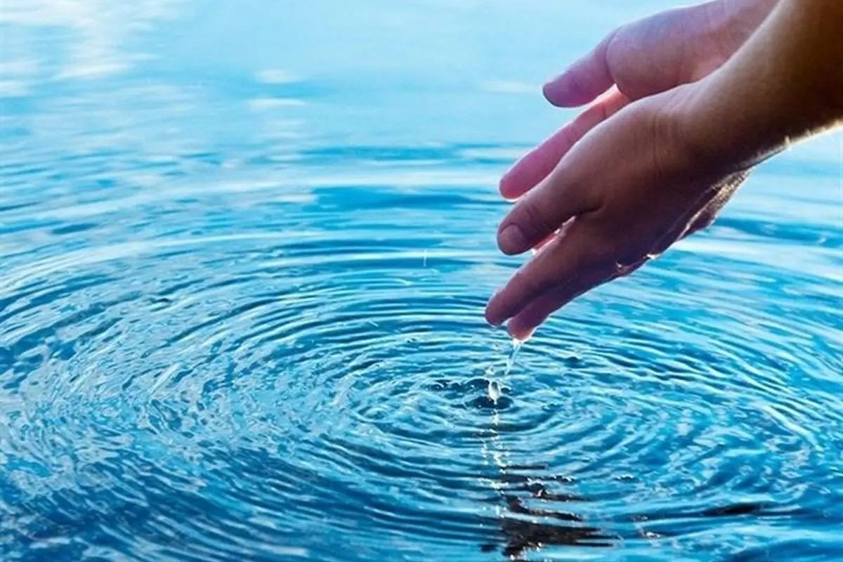 تعبیر خواب آب: از نگاه سنتی تا روان‌شناسی مدرن در ۷ روایت