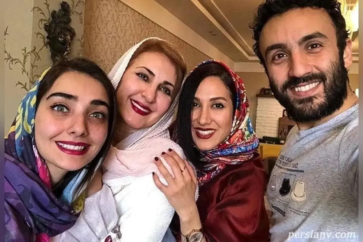 عکس خانوادگی لیلای سریال فاصله‌ها در کافه‌ای دیدنی تهران؛ لحظاتی دلنشین در فضای زیبای خانه قدیمی