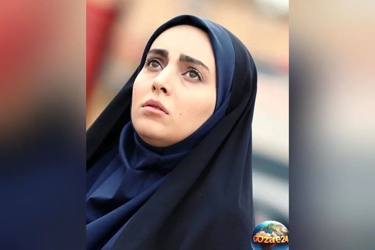 مهشید جوادی بازیگر «بچه مهندس» در پشت‌صحنه برنامه «زنده‌رود» با چهره‌ای دوستانه و پرانرژی در سال ۱۳۹۹