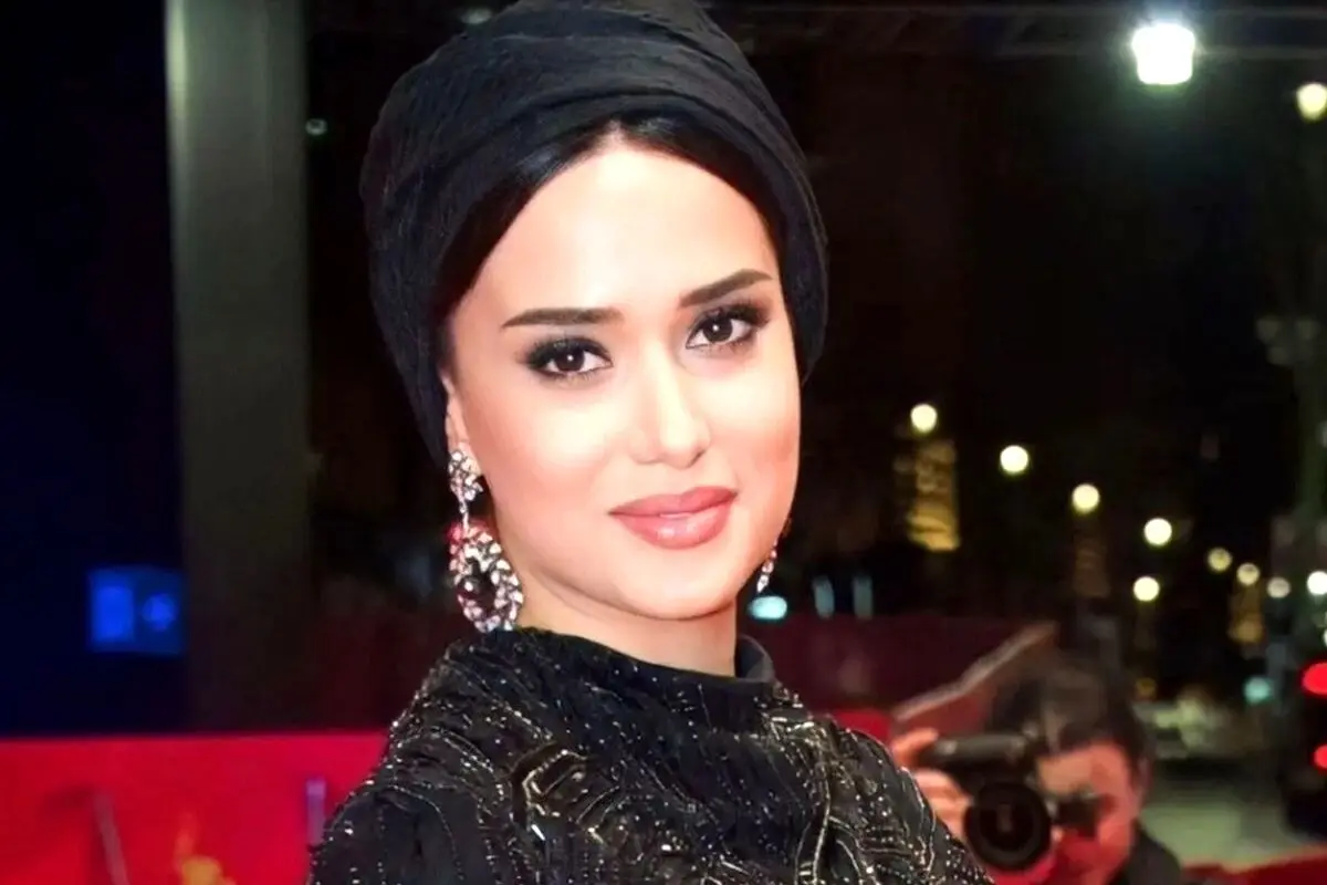 دکوراسیون زیبا و ساده منزل پریناز ایزدیار؛ تصاویری از فضای شیک و مدرن خانه بازیگر محبوب