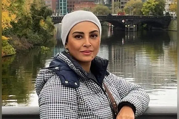 تصاویر شب‌نشینی دل‌نشین در حافظیه شیراز؛ آرامش و هنر در کنار آرامگاه حافظ