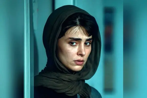 آشپزخانه چوبی و سبز در سریال آبان؛ نماد عشق و خاطرات دلنشین خانواده