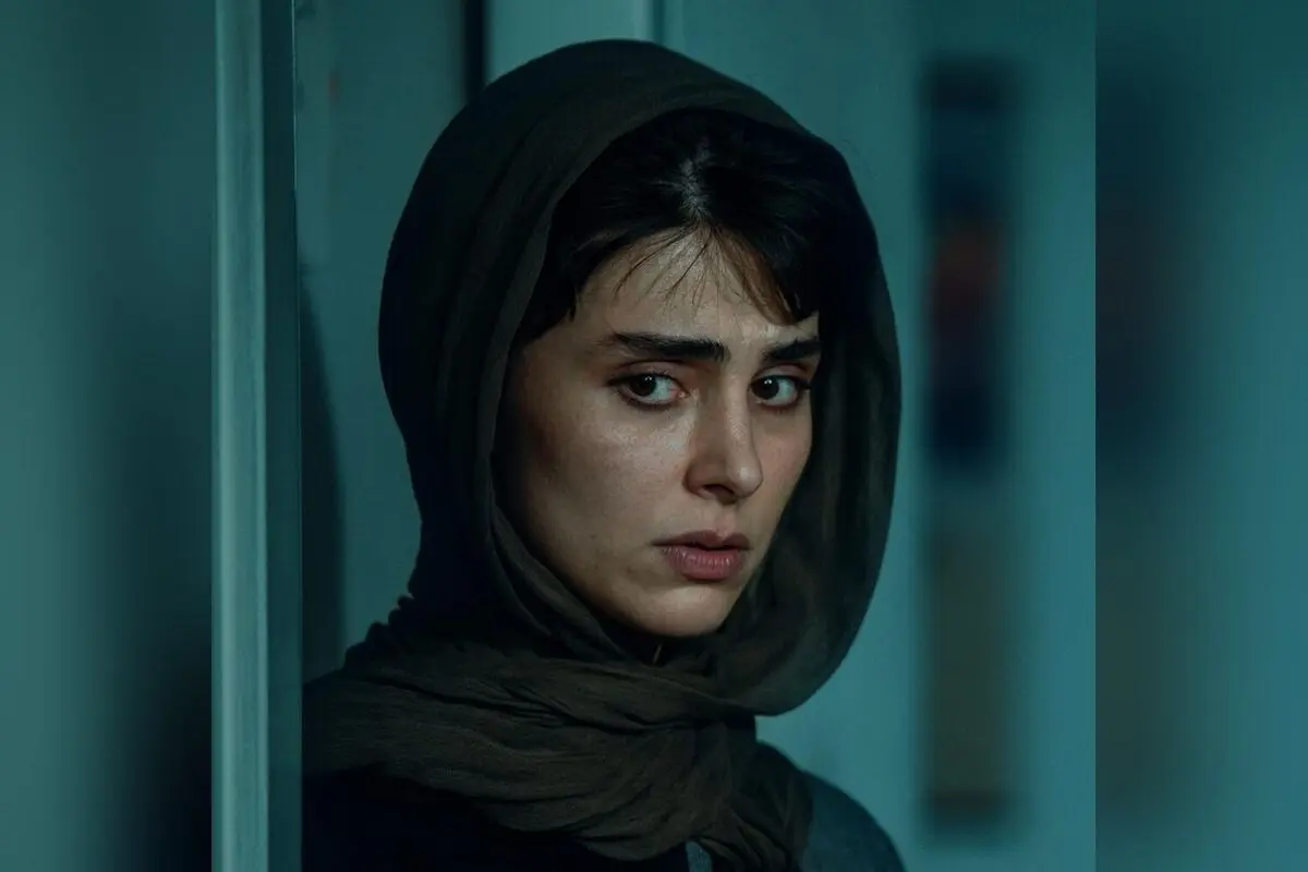 آشپزخانه چوبی و سبز در سریال آبان؛ نماد عشق و خاطرات دلنشین خانواده