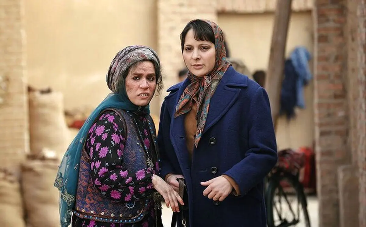 رونمایی از پوستر روایتی درخشان از زندگی پروین اعتصامی روی پرده سینما