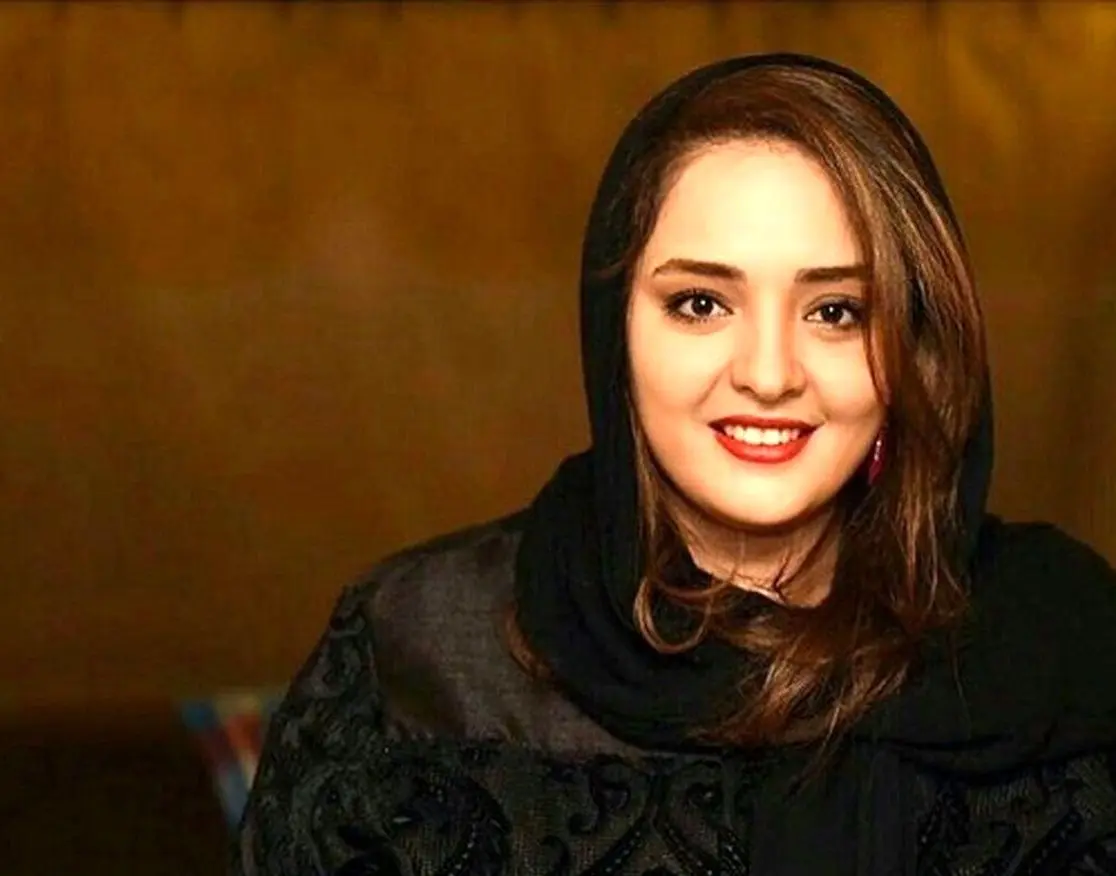 بیوگرافی و زندگی شخصی نرگس محمدی به همراه عکس های جذاب