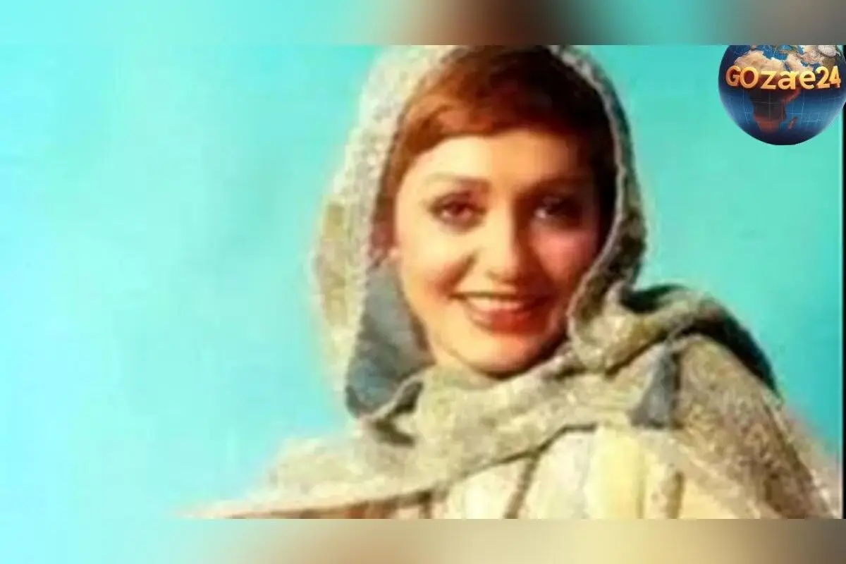 تصویر نادر و تاریخی از گوگوش در سن 21 سالگی در حال گفتگو با ویلیام وایلر در تهران سال 1350