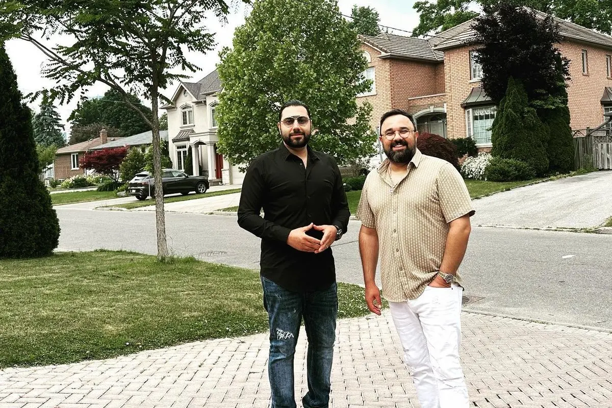 عشقبازی احسان خواجهامیری با پاییز شمرون؛ پاییزگردی رمانتیک!