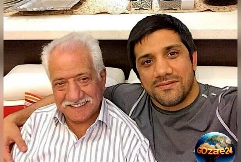 عکس کمتر دیده شده از علیرضا دبیر در کنار پدرش در حال خوردن صبحانه ساده و بدون تجملات در خانه پدری