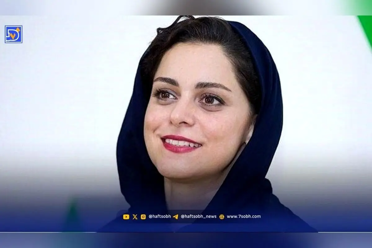 استایل خاص غزل شاکری با پیراهن گل‌گلی و ترکیبی از سنت و مدرنیته در جدیدترین پست اینستاگرام