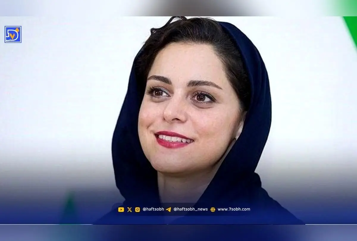 استایل خاص غزل شاکری با پیراهن گل‌گلی و ترکیبی از سنت و مدرنیته در جدیدترین پست اینستاگرام