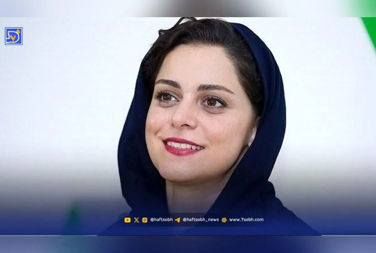 استایل خاص غزل شاکری با پیراهن گل‌گلی و ترکیبی از سنت و مدرنیته در جدیدترین پست اینستاگرام