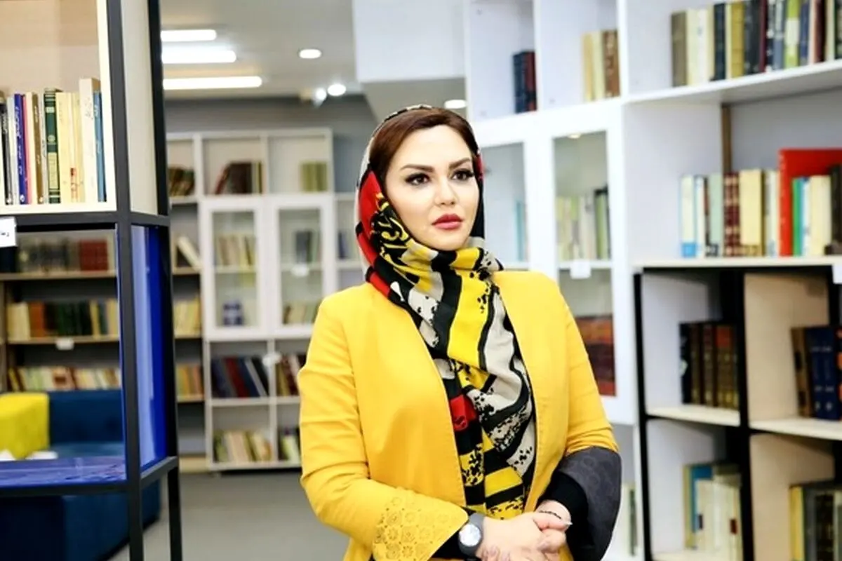 نیلوفر امینی‌فر مجری سابق صداوسیما به انگلستان مهاجرت کرد | دلیل این تصمیم را «تقدیر» عنوان کرد