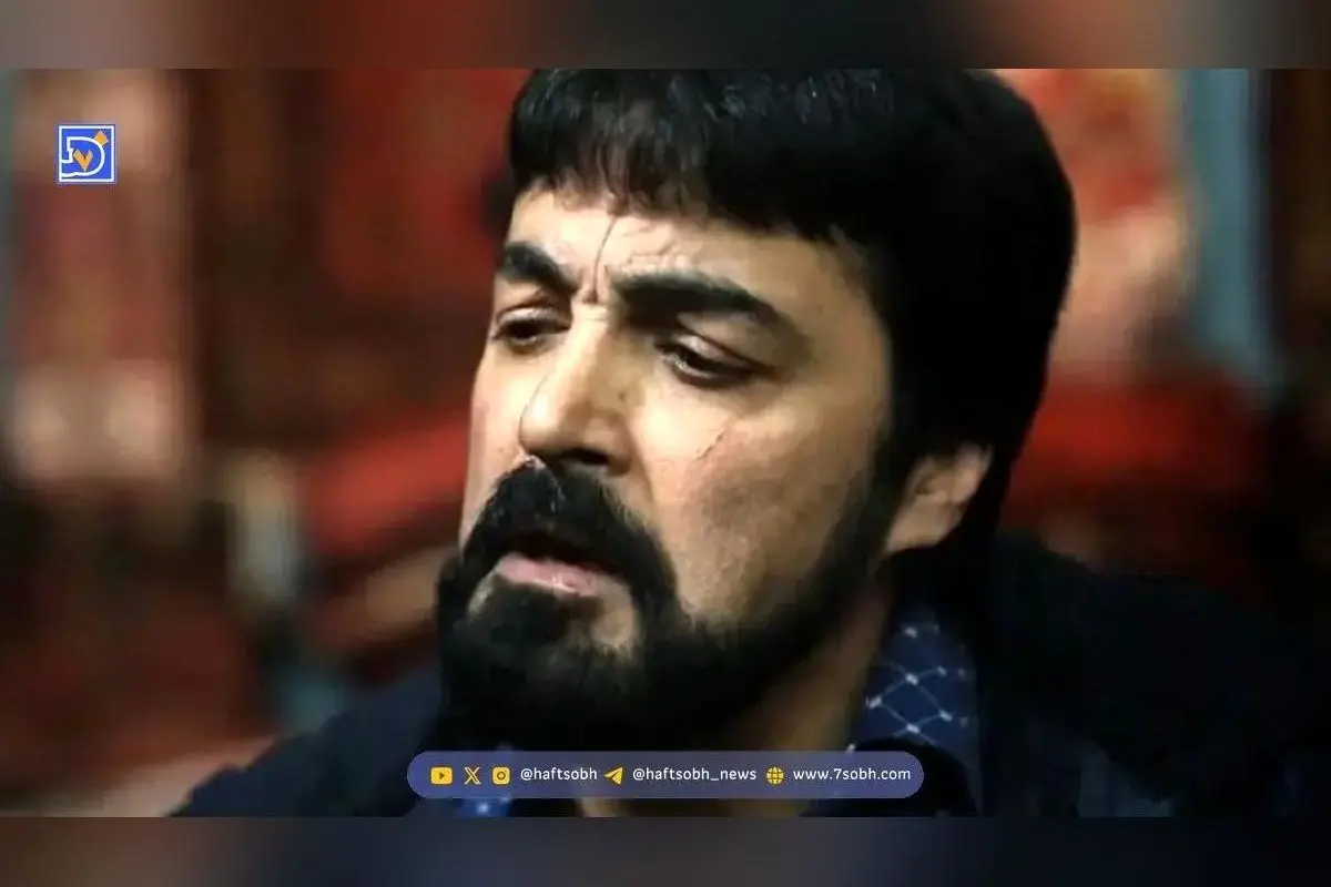 تصویر نایاب از بازیگر نقش کبیر در آنام ۵ سال بعد در کنار گروه تئاتر خود