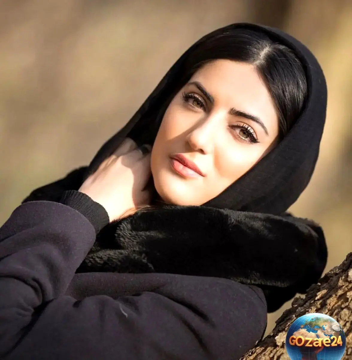 تیپ متفاوت هلیا امامی با شلوار سندبادی و استایل شیک در لوکیشن خاص و دیدنی