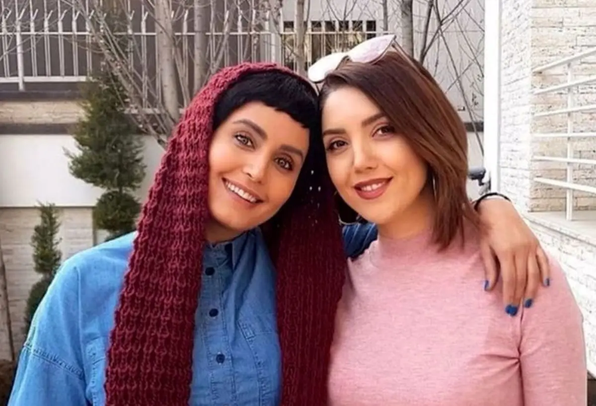 الناز شاکردوست در حال موتورسواری با موتوری نوستالژیک و خاطره‌انگیزی