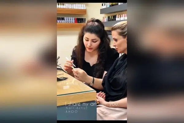 راز موفقیت در ناخن‌کاری: چگونه عشق و علاقه، کلید رشد و رضایت در حرفه زیبایی است