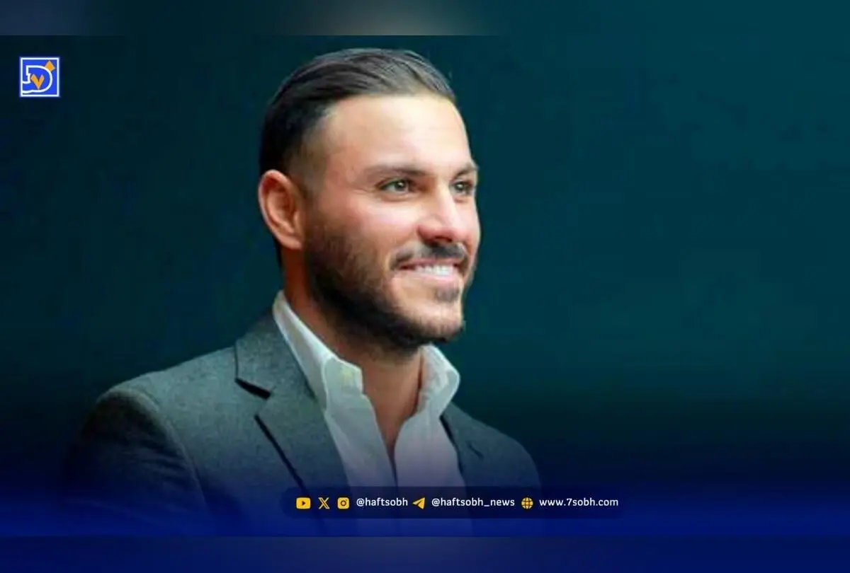 تصویر خانه لاکچری آرمین زارعی؛ دکوراسیون خاص، رنگارنگ و مدرن با مبلمان و آثار هنری منحصر به فرد