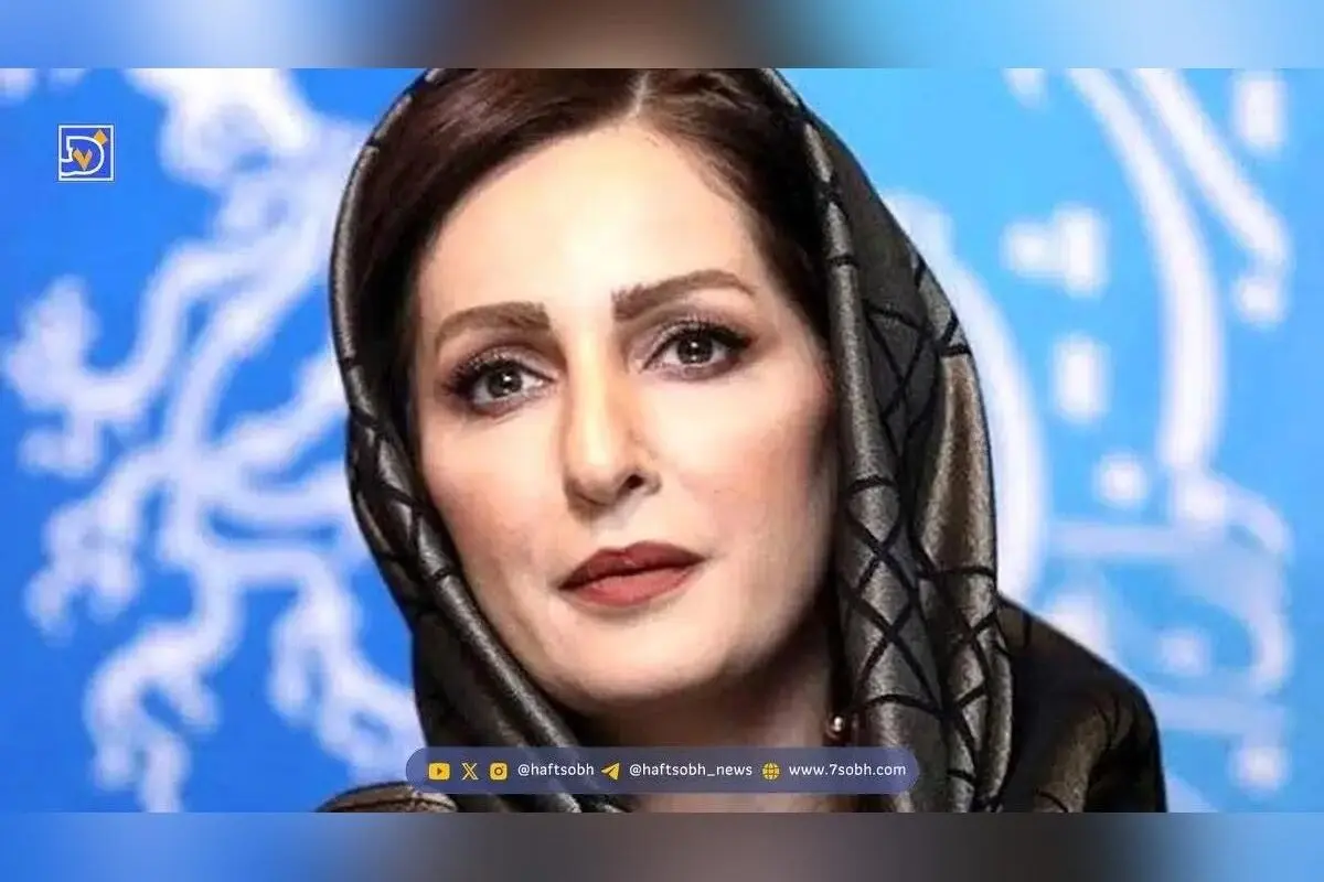 تصاویر جدید شقایق دهقان و پسرش در خانه قدیمی با دکوراسیون سنتی و چوبی که یادآور خانه‌های باصفای قدیم است