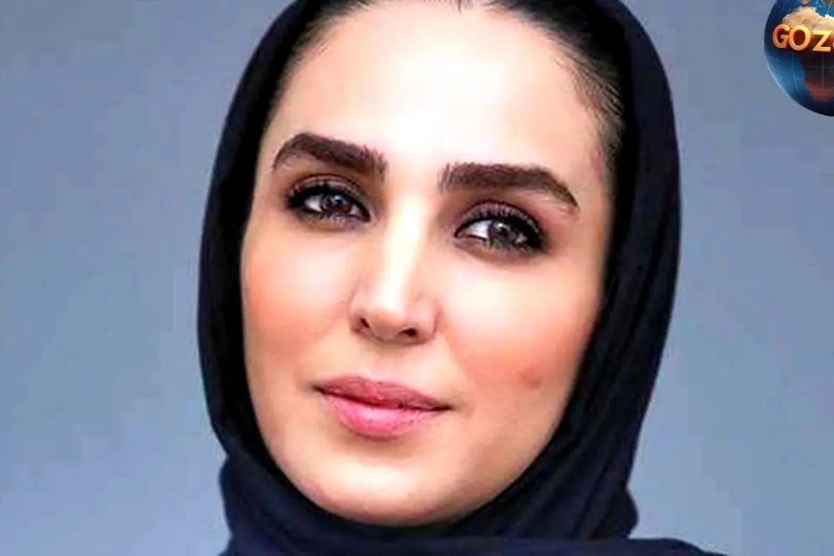 تصویر خانه لاکچری و شیک سوگل طهماسبی با فرش لاجوردی، کتابخانه چوبی و گل‌های زنده؛ ایده‌های دکوراسیون عید
