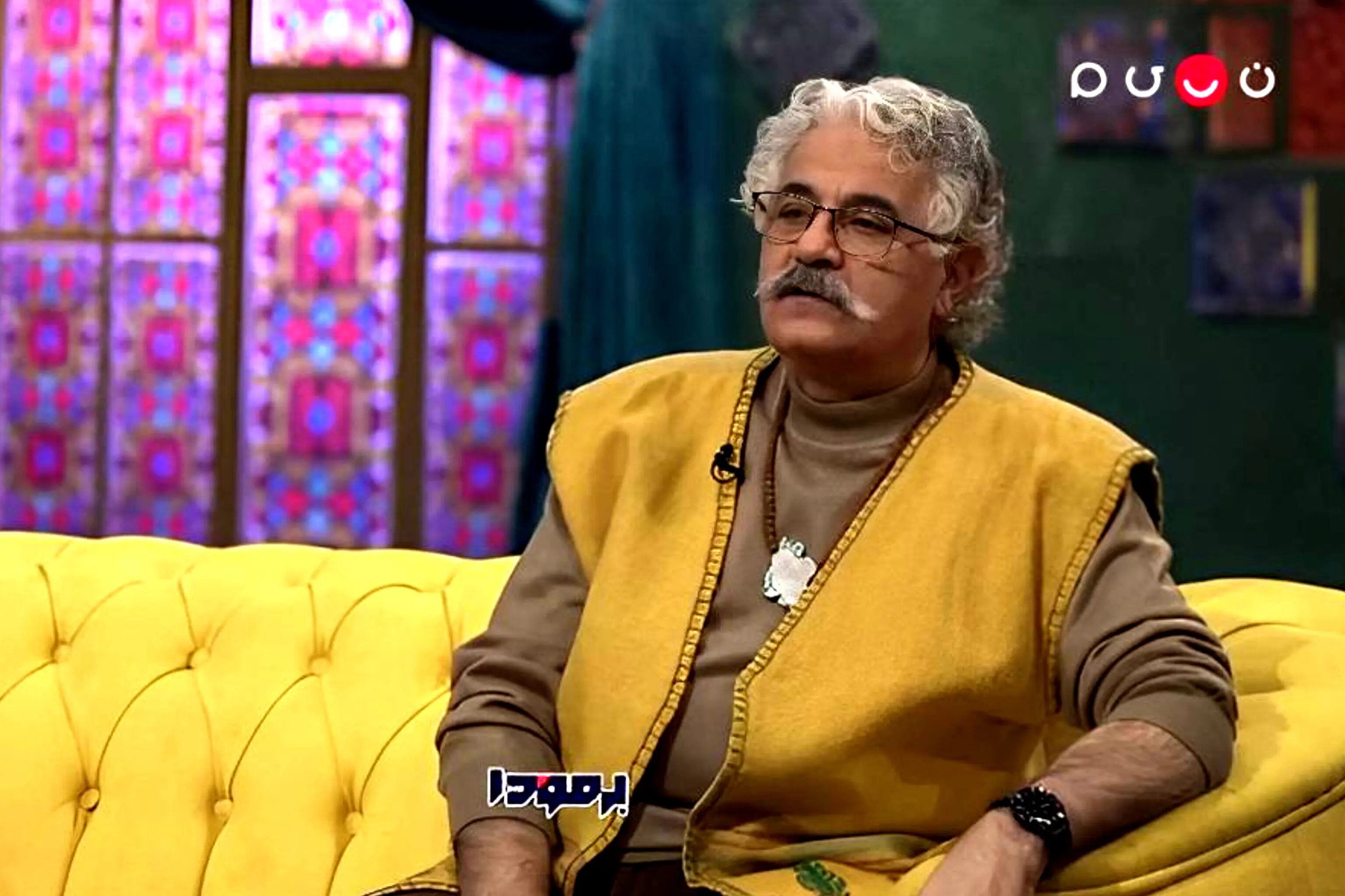 اقبال واحدی در برنامه برمودا از فیلمبرداری عروسی‌ها با دوربین مخفی اشان میگوید
