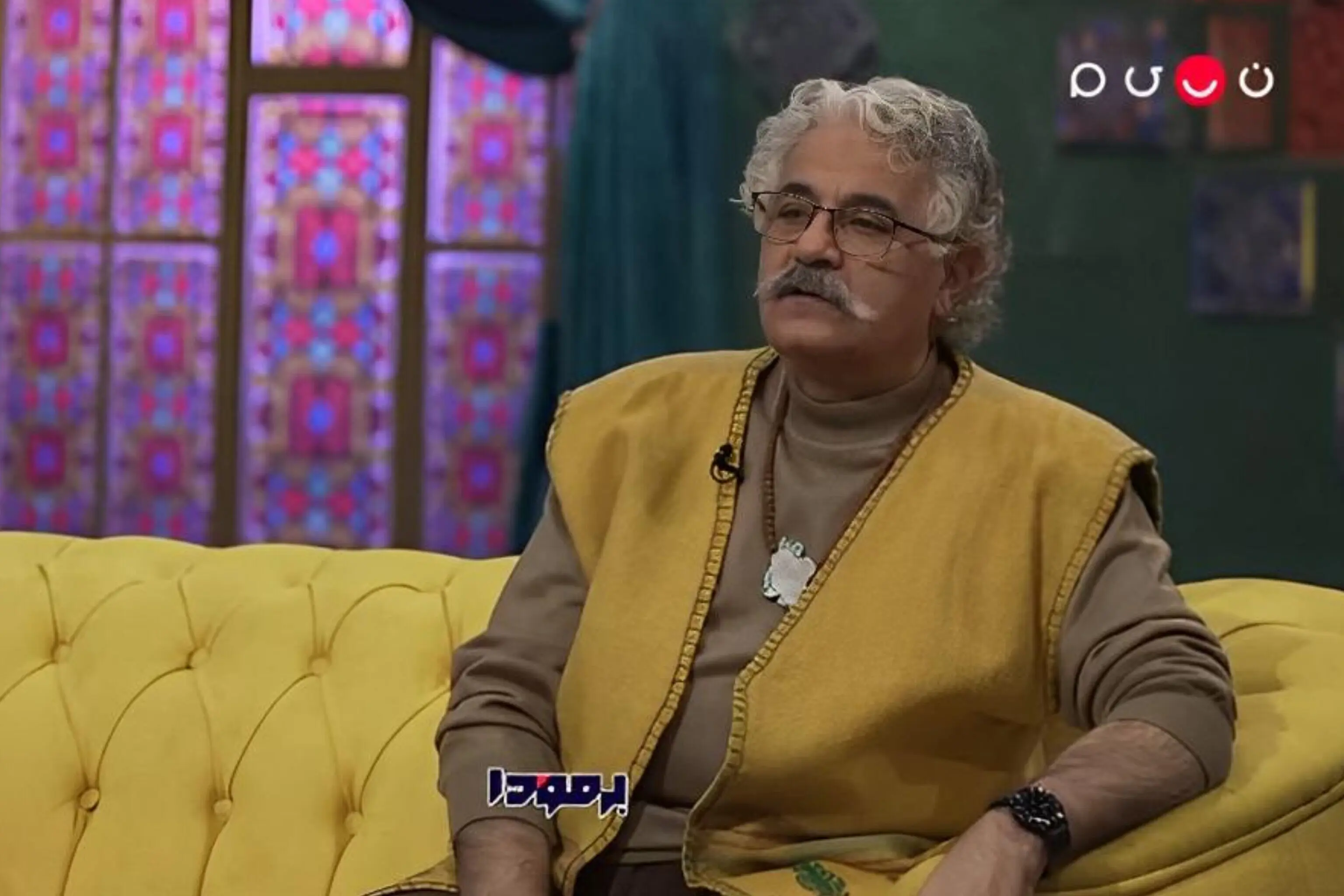 اقبال واحدی در برنامه برمودا از فیلمبرداری عروسی‌ها با دوربین مخفی اشان میگوید