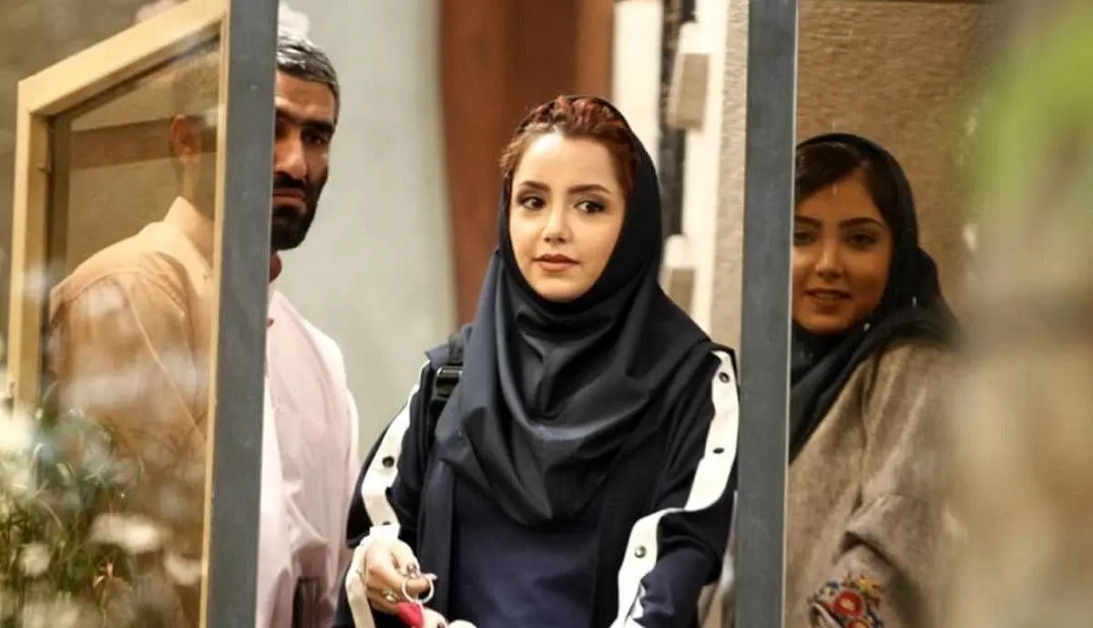 بیوگرافی نازنین بیاتی، بازیگر تاسیان؛ زندگی شخصی، عکس‌ها و فیلم‌های برتر