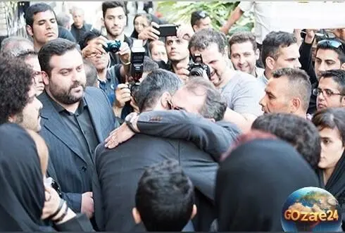 تصاویر مراسم تشییع مادر پژمان جمشیدی با حضور چهره‌های سرشناس و هنرمندان محبوب | عکس و جزئیات