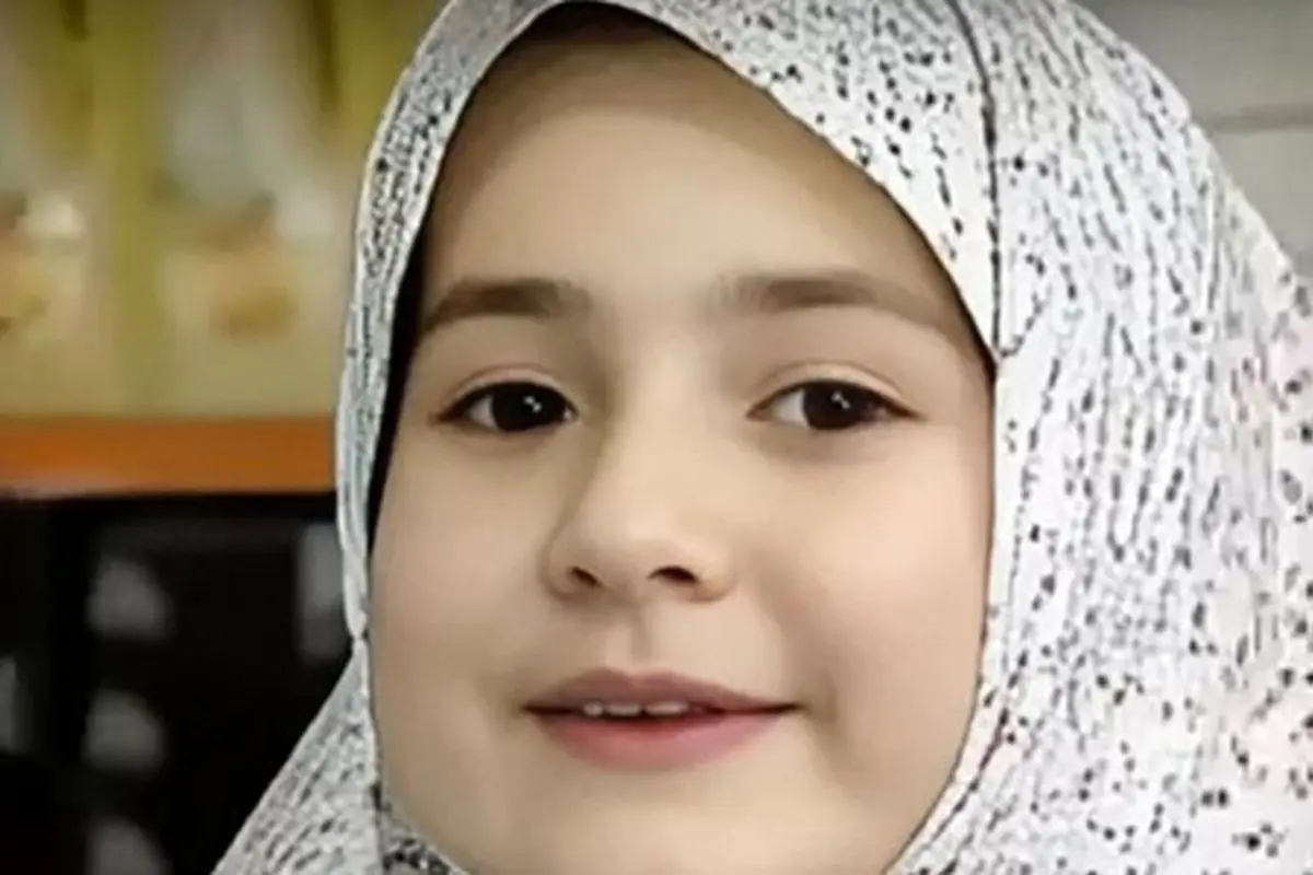 دختربچه تبلیغ شامپوی داروگر پس از ۳۳ سال در اروپا با ظاهر جدید و زندگی متفاوت دیده شد