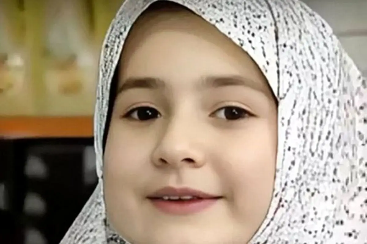 دختربچه تبلیغ شامپوی داروگر پس از ۳۳ سال در اروپا با ظاهر جدید و زندگی متفاوت دیده شد