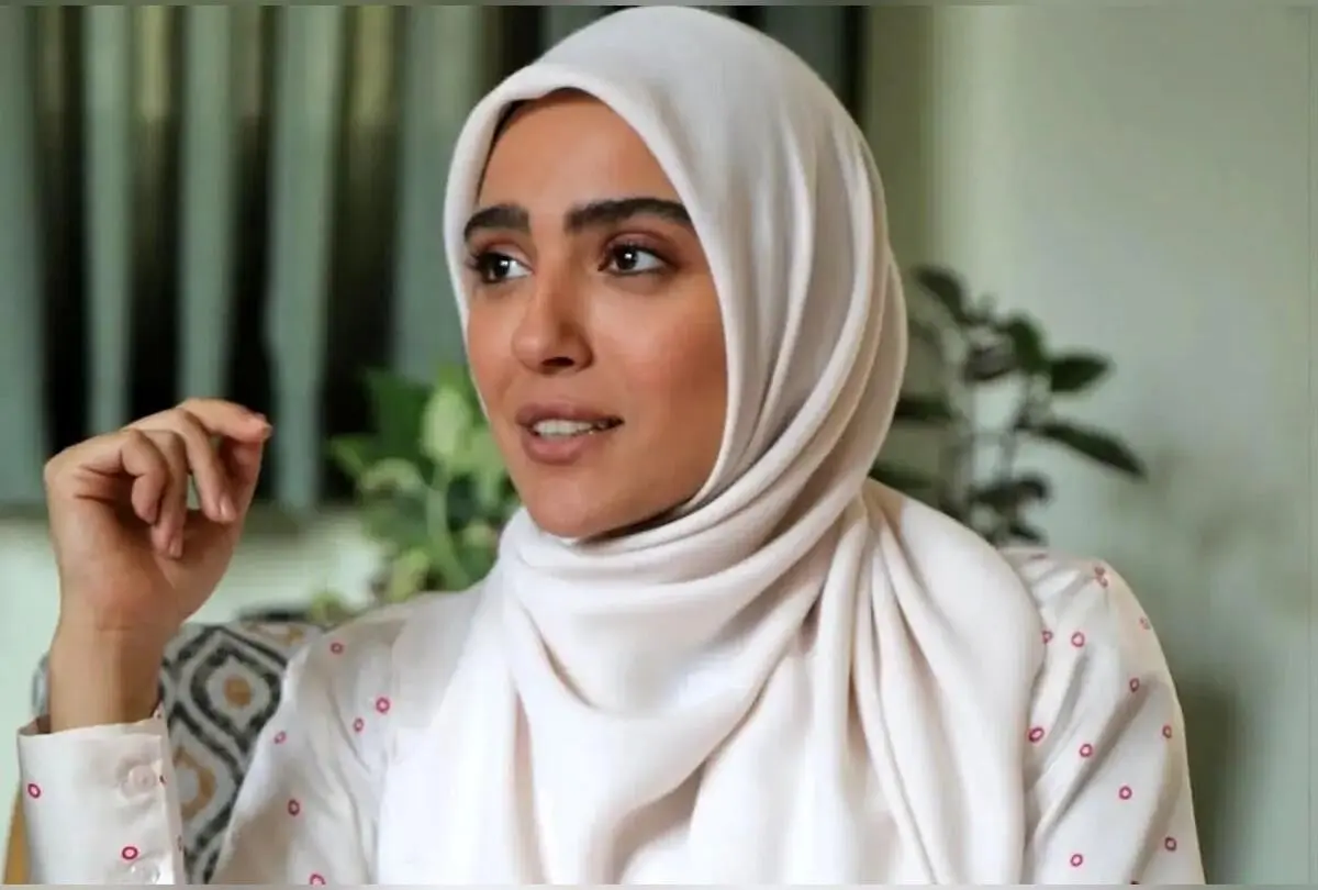 بیوگرافی کامل و زندگی شخصی مونا کرمی؛ همسر سپند امیرسلیمانی، آثار برجسته و تصاویر دیدنی